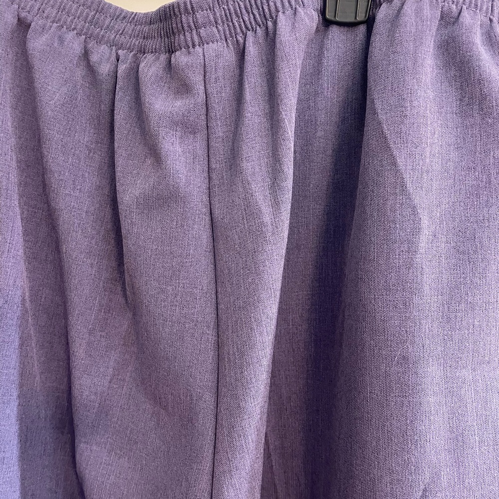 Women’s Light Purple Pants - Picture 6 of 6